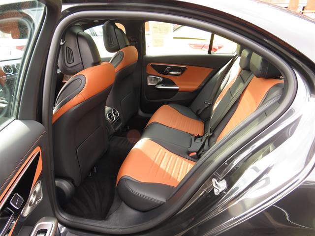 Used 2025 Mercedes-Benz C 300 4MATIC Sedan image 21