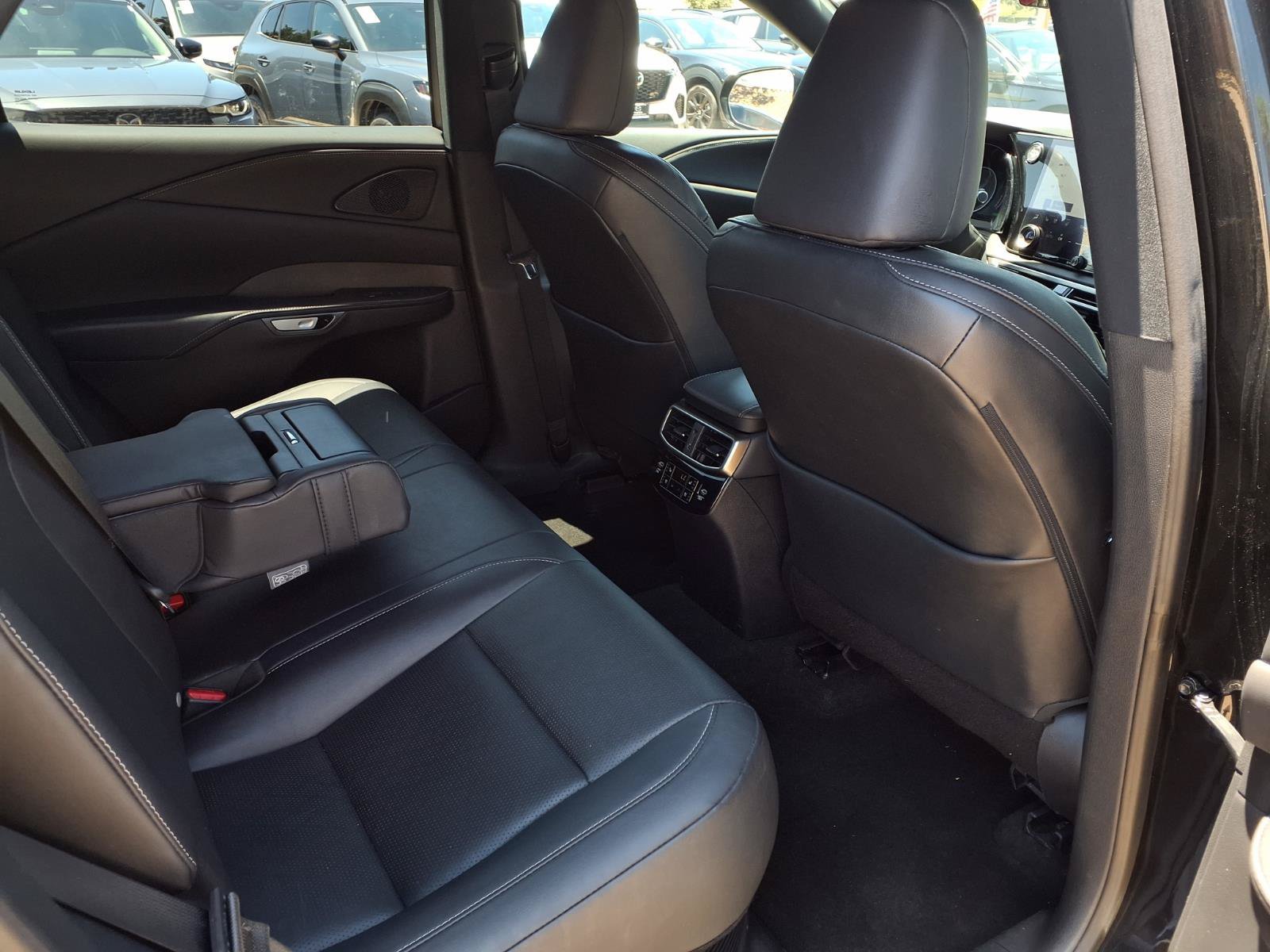 Used 2023 Lexus RX 350 w/ Cold Area Package AWD/4WD image 23