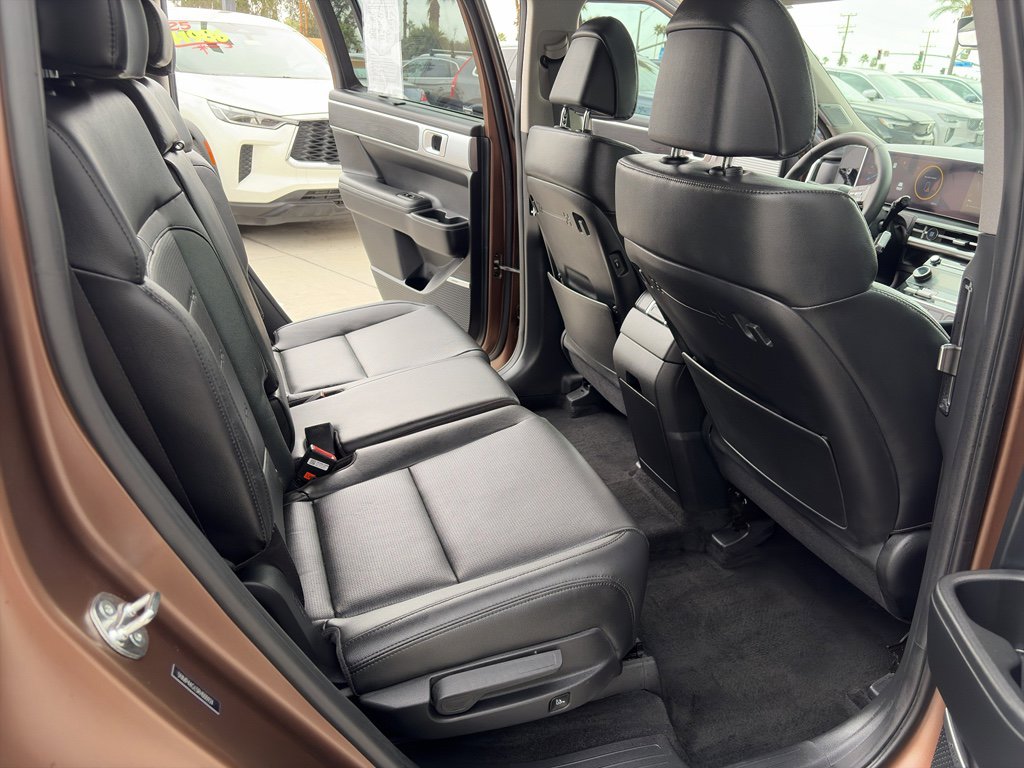 Used 2024 Hyundai Santa Fe Limited FWD image 27