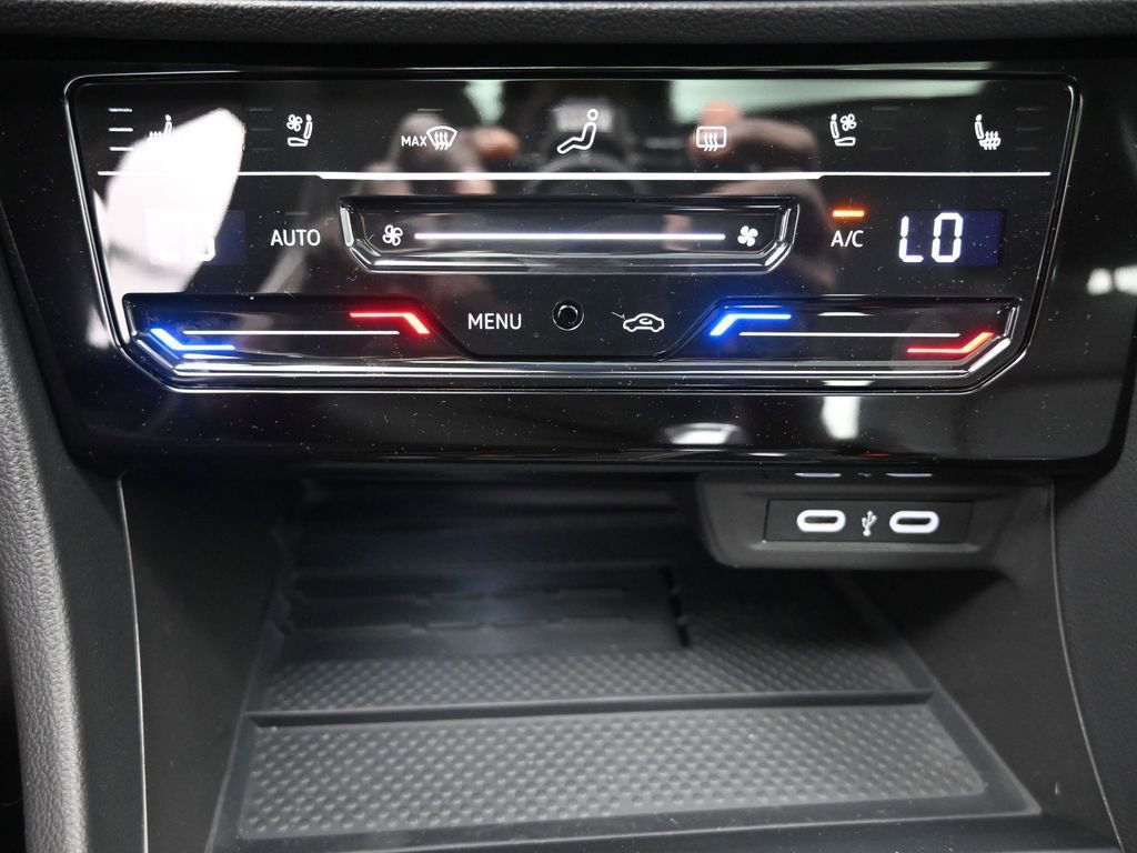 New 2026 Volkswagen Jetta SEL image 13