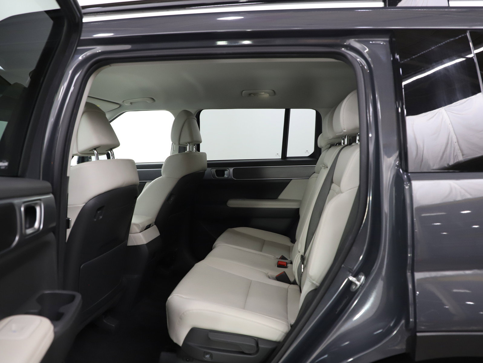 Used 2025 Hyundai Santa Fe SEL AWD/4WD image 20
