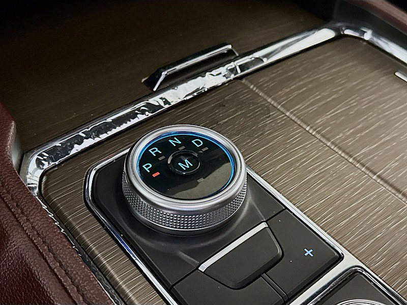 Used 2023 Ford Expedition Limited image 19