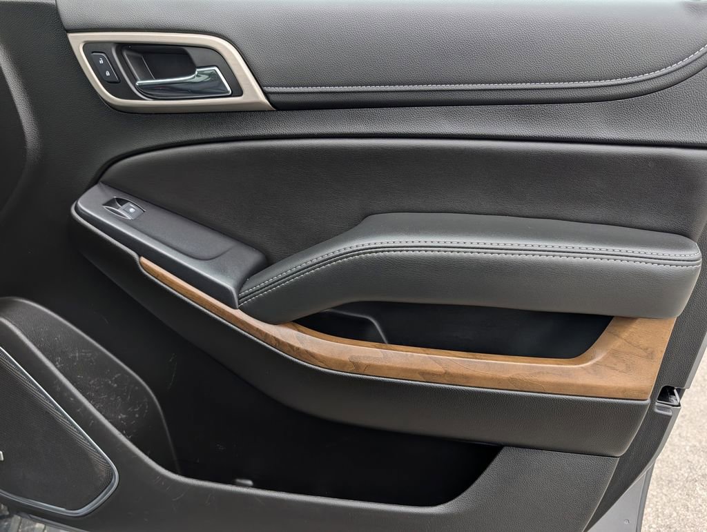 Used 2020 GMC Yukon Denali w/ Denali Premium Package AWD/4WD image 40