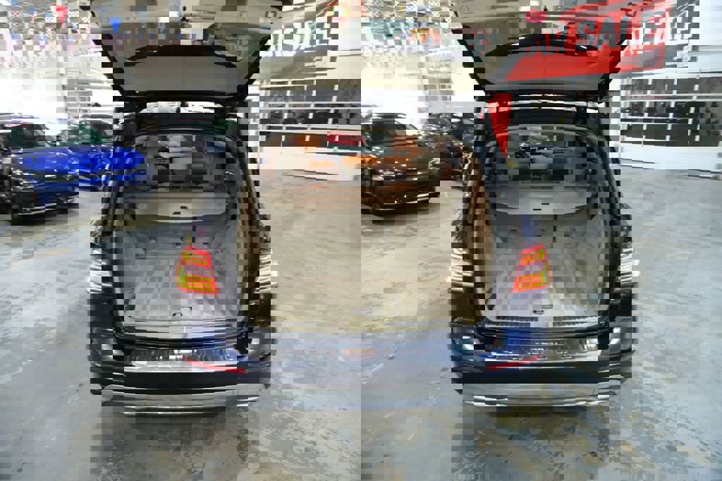 Used 2013 Mercedes-Benz ML 350 4MATIC image 10