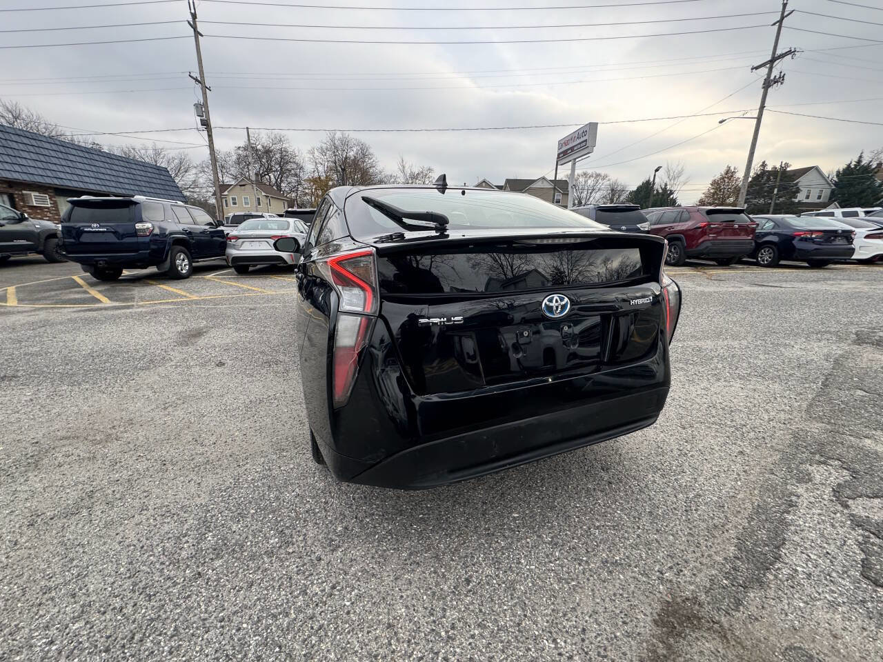 Used 2016 Toyota Prius Two image 19
