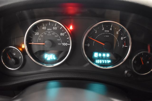 Used 2015 Jeep Wrangler Sahara AWD/4WD image 22