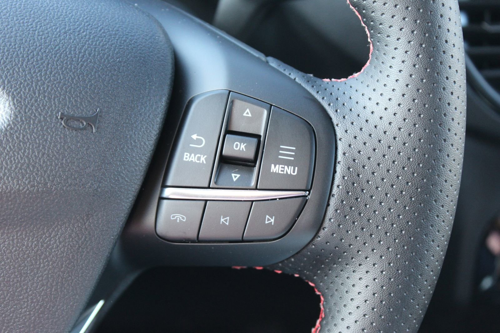 New 2026 Ford Escape ST-Line w/ Tech Pack #1 image 27