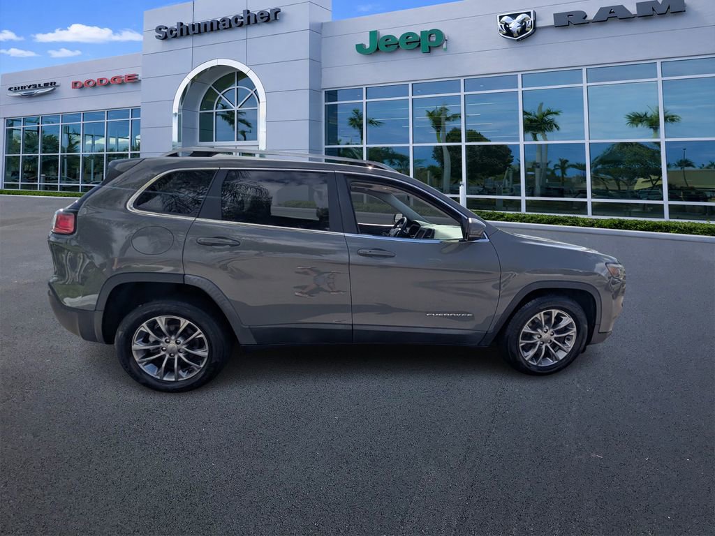 Used 2020 Jeep Cherokee Latitude Plus image 8