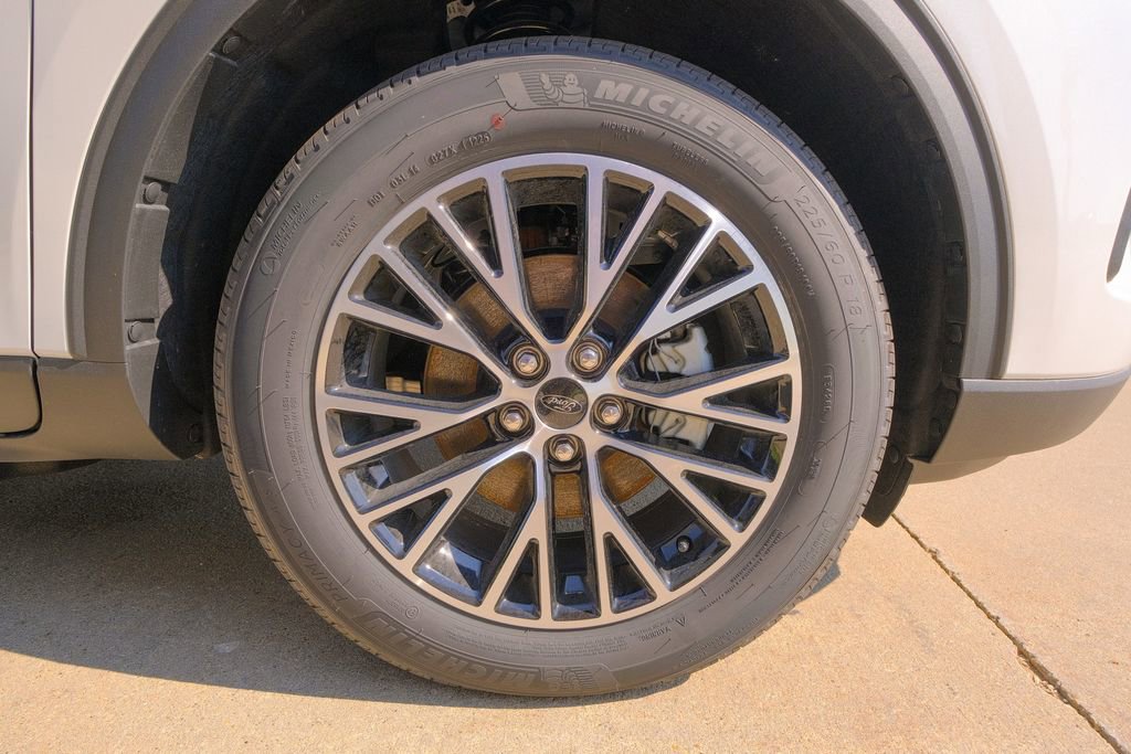 New 2025 Ford Escape SE image 37