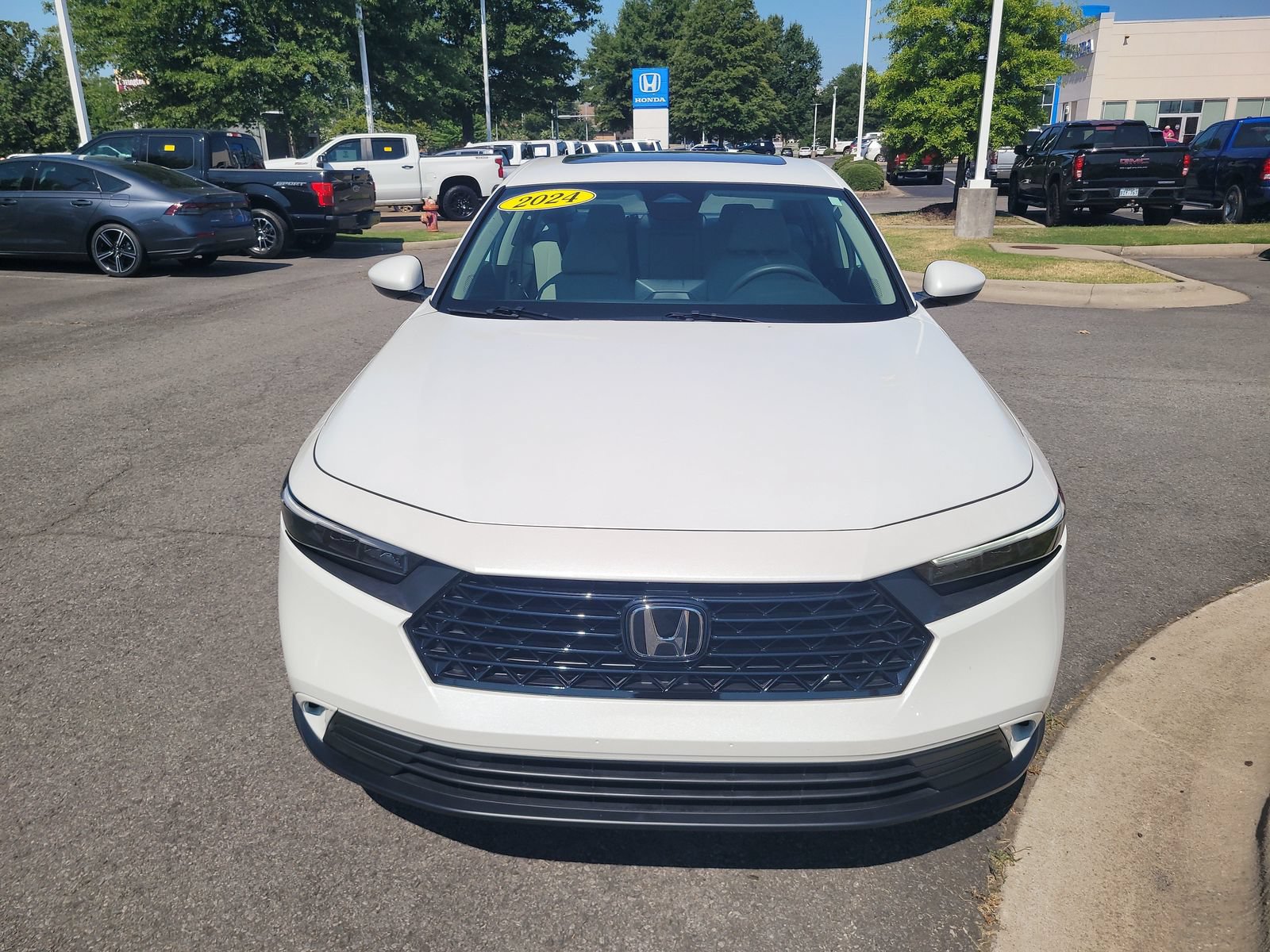 Certified 2024 Honda Accord EX image 8