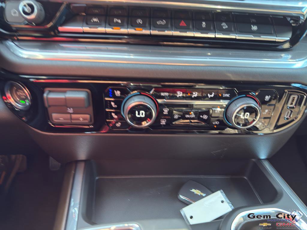 New 2026 Chevrolet Silverado 1500 High Country w/ Technology Package image 24