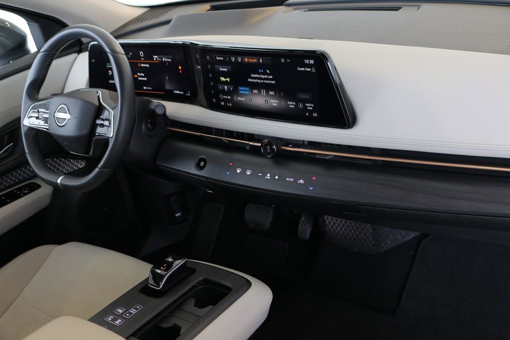 Used 2023 Nissan Ariya AWD image 43