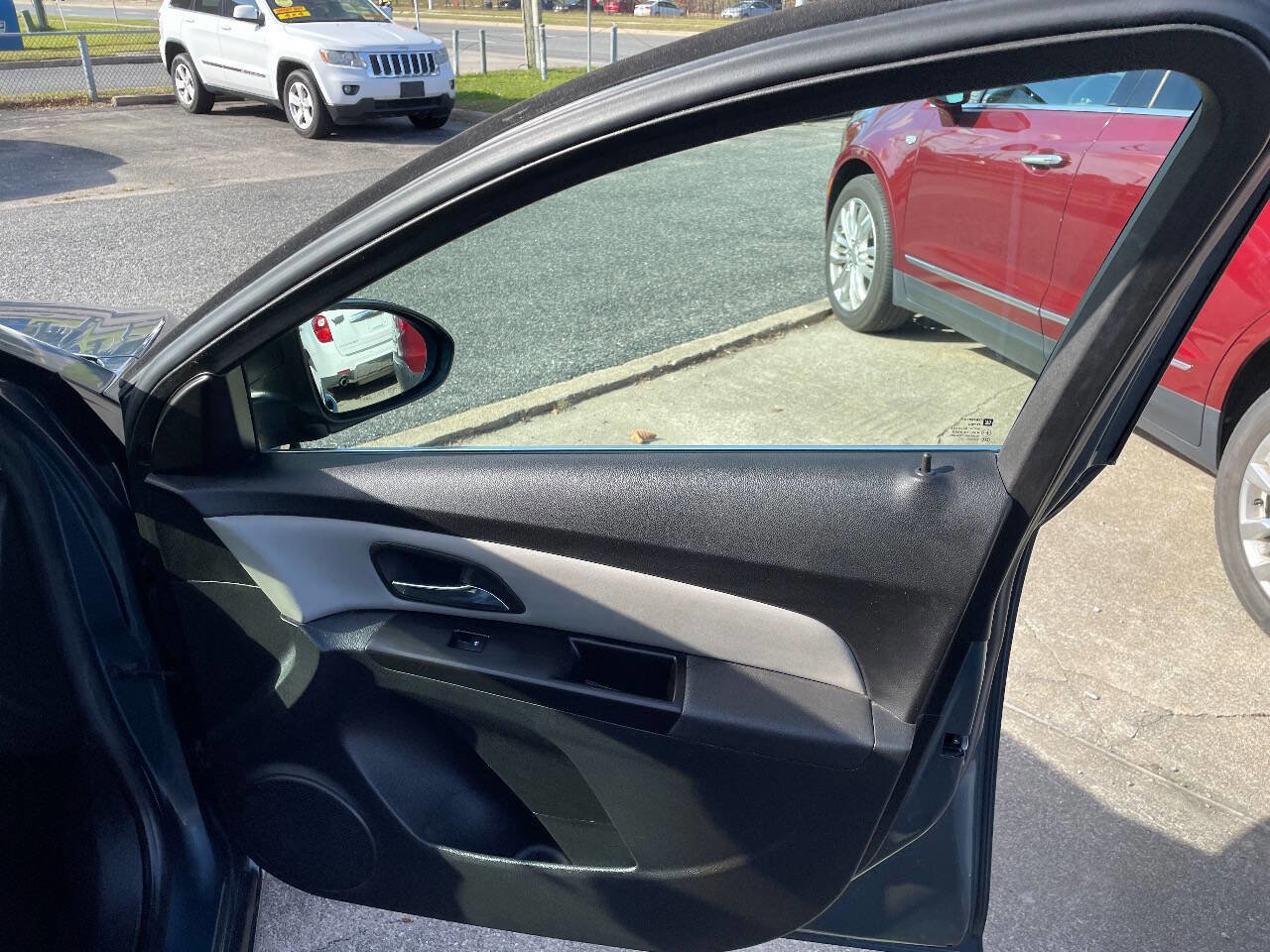 Used 2012 Chevrolet Cruze LS w/ Connectivity Package image 23