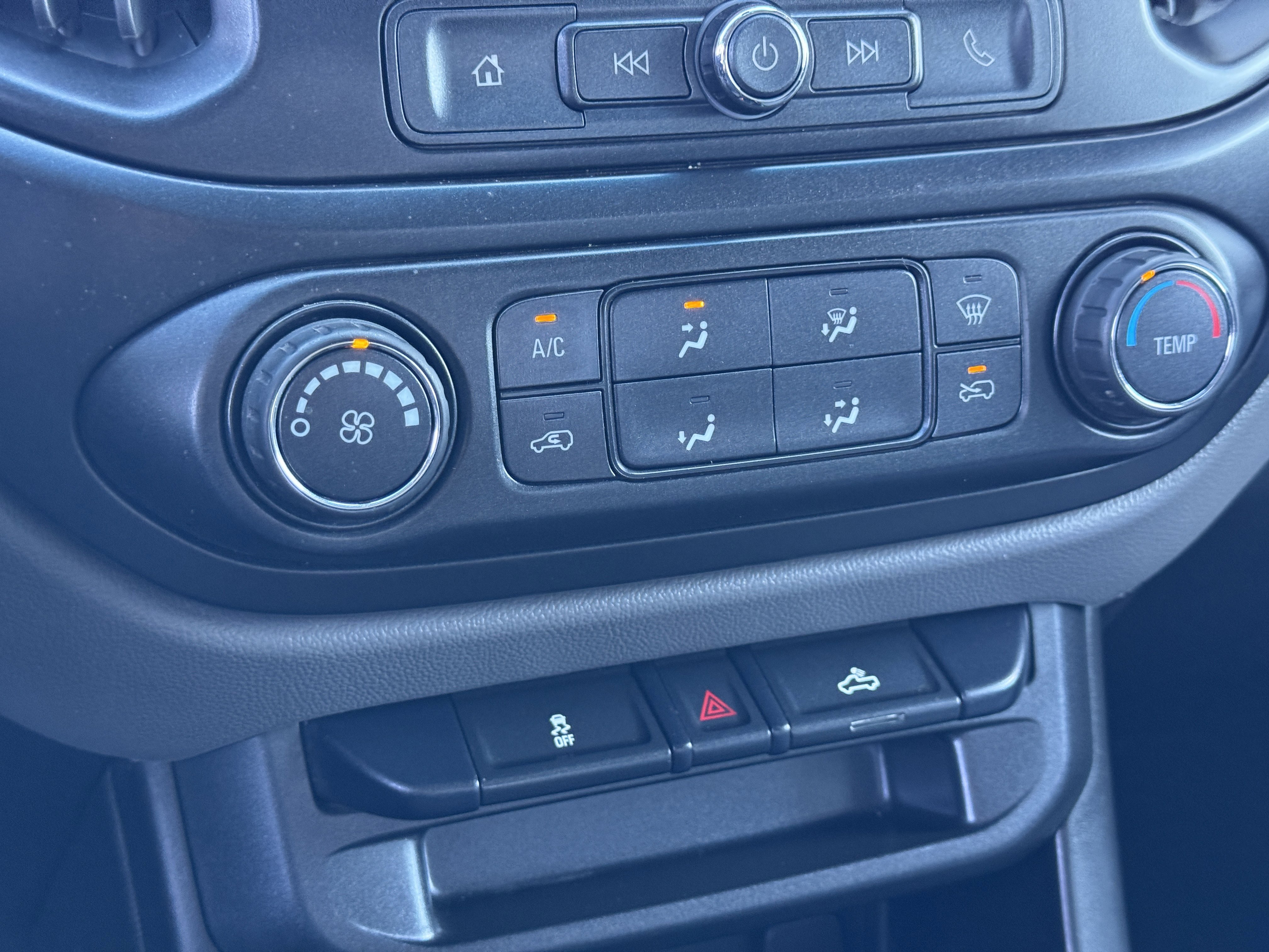 Used 2020 Chevrolet Colorado W/T w/ WT Convenience Package image 28