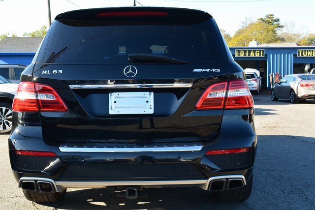 Used 2015 Mercedes-Benz ML 63 AMG 4MATIC image 5