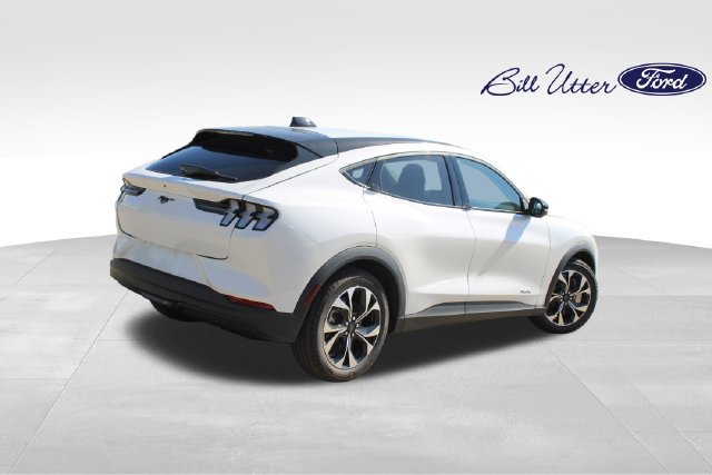 New 2026 Ford Mustang Mach-E Select w/ Comfort Package Lite RWD image 3