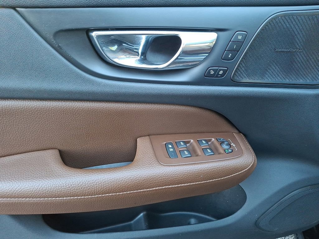 Used 2019 Volvo S60 T6 Inscription image 8