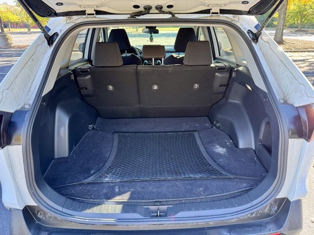 Used 2022 Toyota RAV4 LE image 17