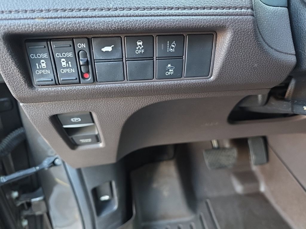 Used 2019 Honda Odyssey EX-L image 17