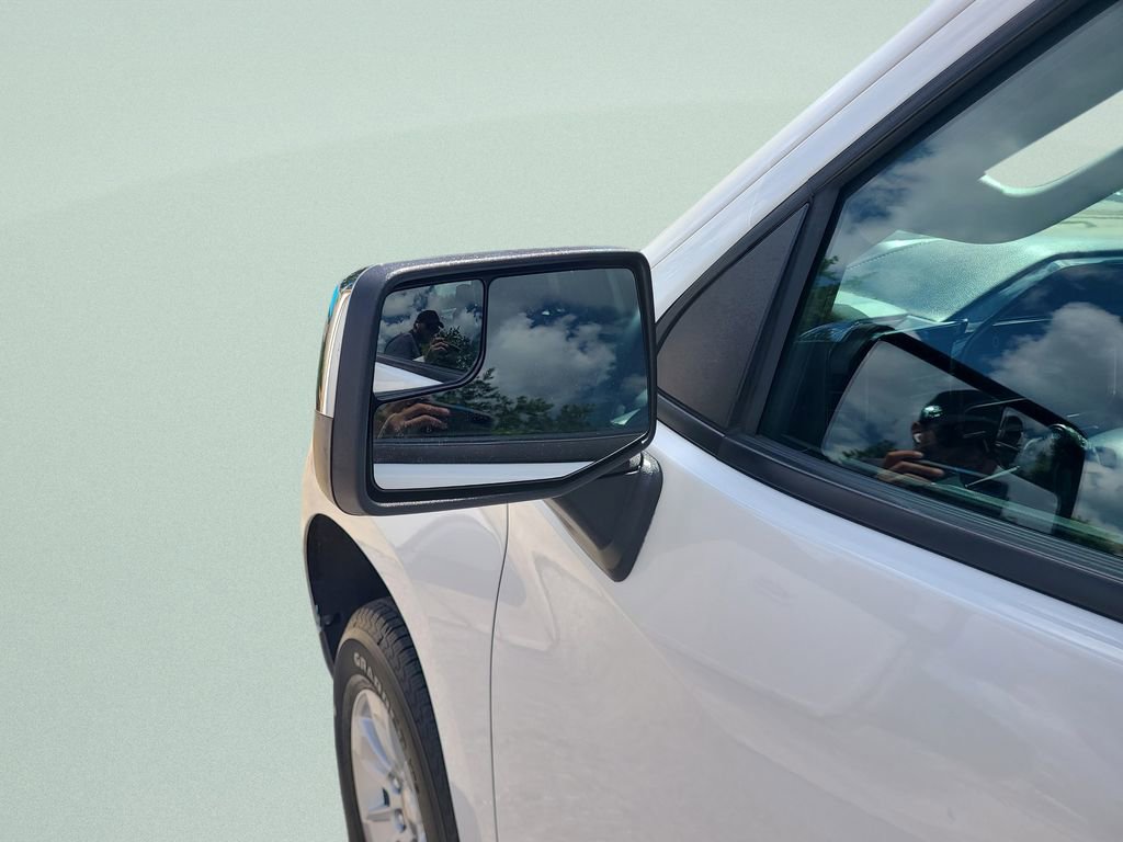 Used 2025 Chevrolet Silverado 1500 LT RWD image 11