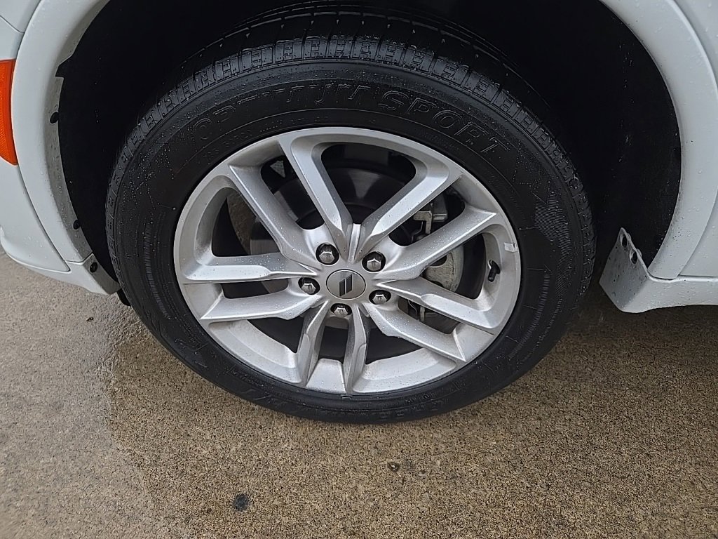 Used 2023 Dodge Durango GT image 25