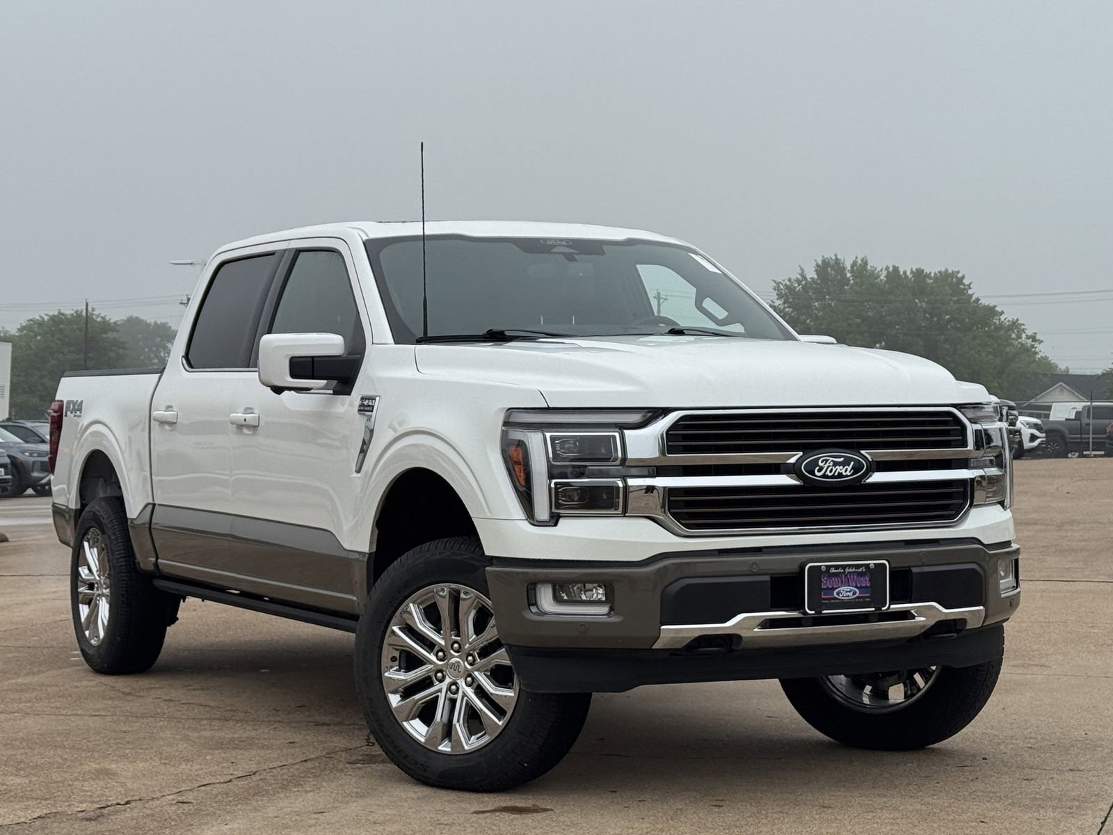 Used 2025 Ford F150 King Ranch w/ FX4 Off-Road Package AWD/4WD image 2