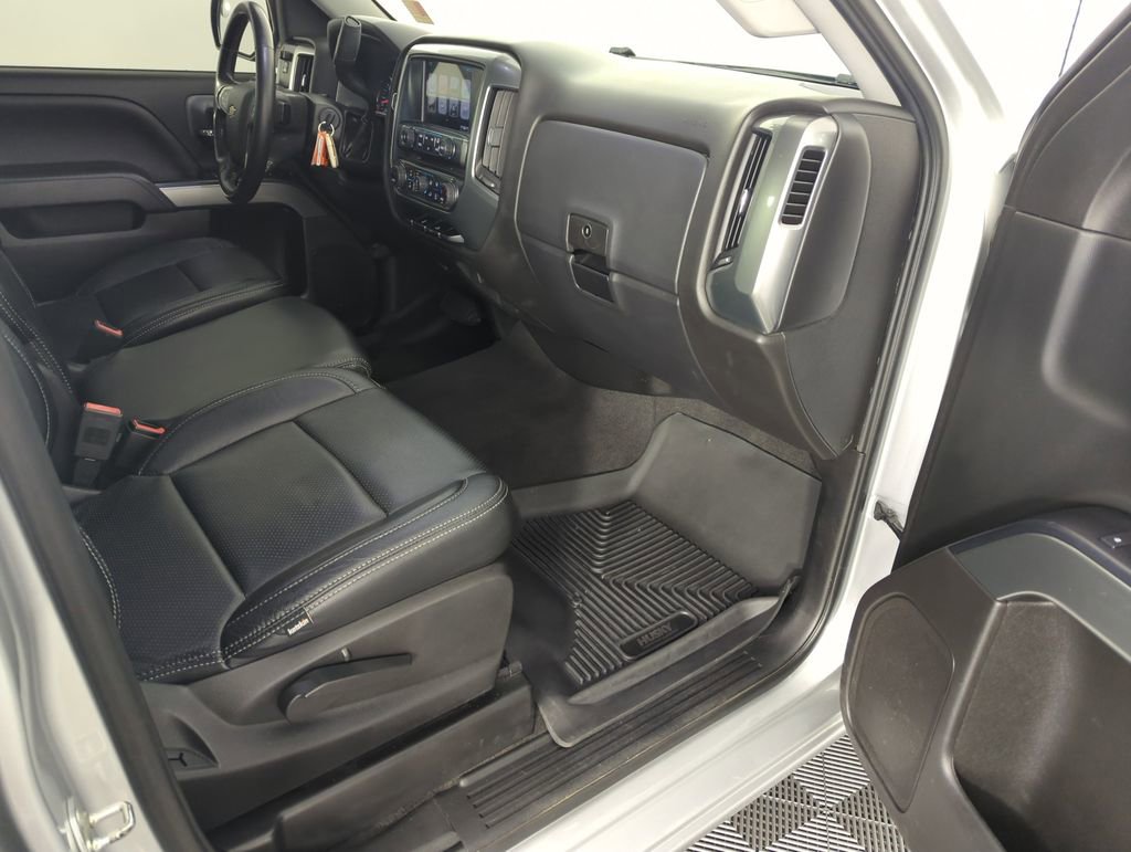 Used 2019 Chevrolet Silverado 1500 LT w/ All Star Edition image 33