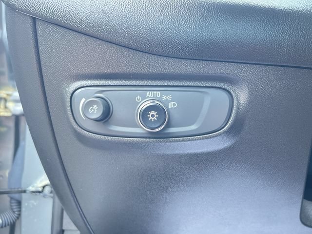 Used 2023 Chevrolet Equinox LT AWD/4WD image 18