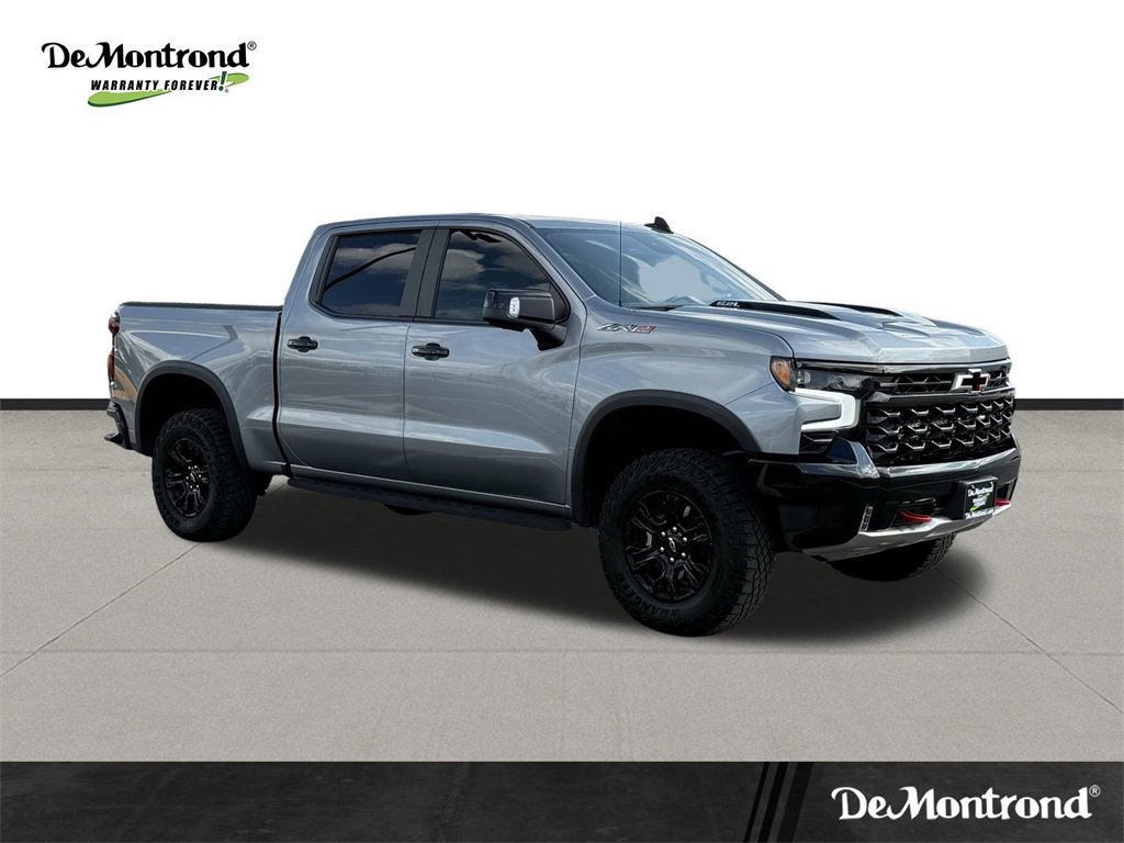 Used 2023 Chevrolet Silverado 1500 ZR2 w/ Technology Package image 3