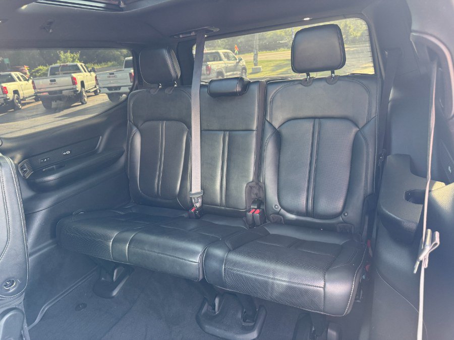 Used 2023 Jeep Wagoneer Series II AWD/4WD image 17