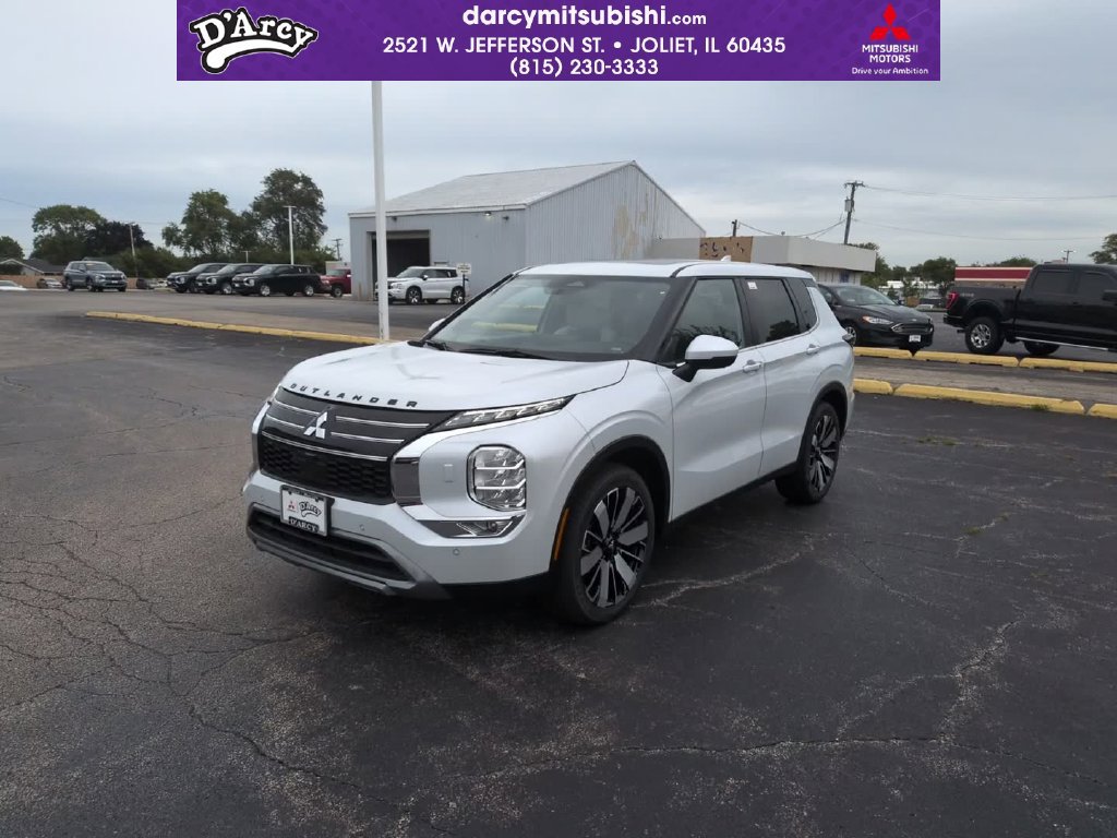 New 2026 Mitsubishi Outlander SE AWD/4WD image 1