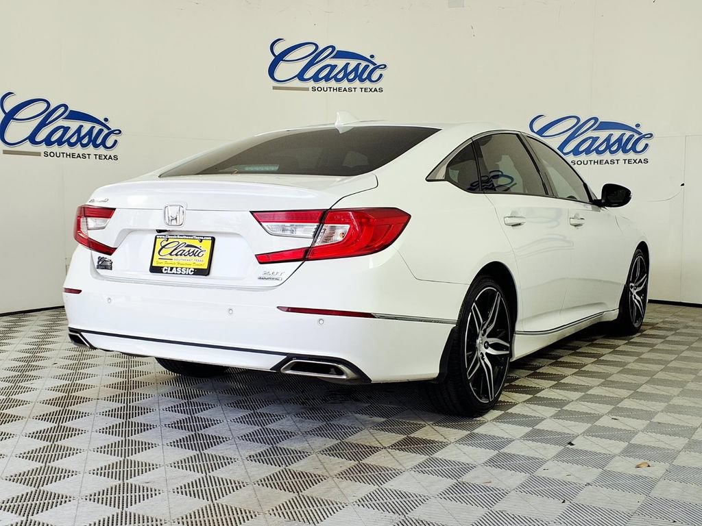 Used 2021 Honda Accord Touring image 6