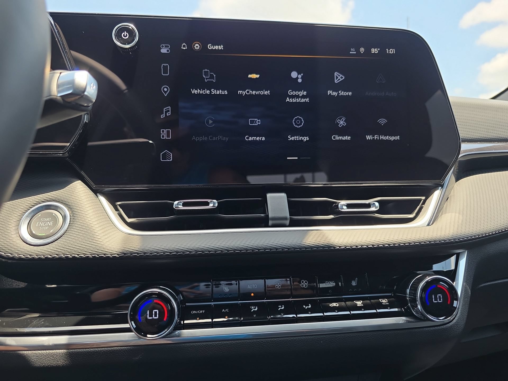 New 2026 Chevrolet Equinox LT w/ Convenience Package II FWD image 21