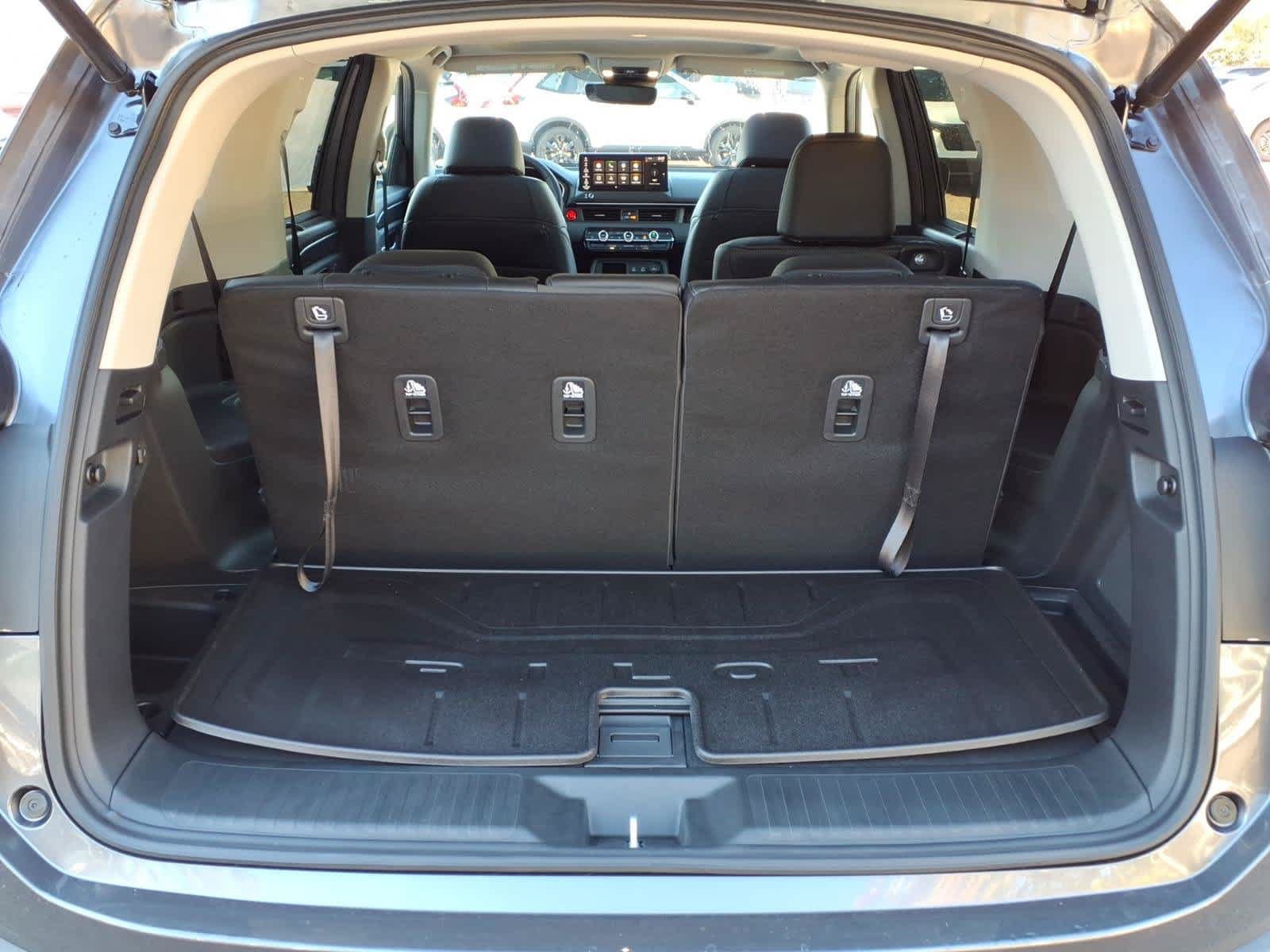 New 2026 Honda Pilot Touring image 6