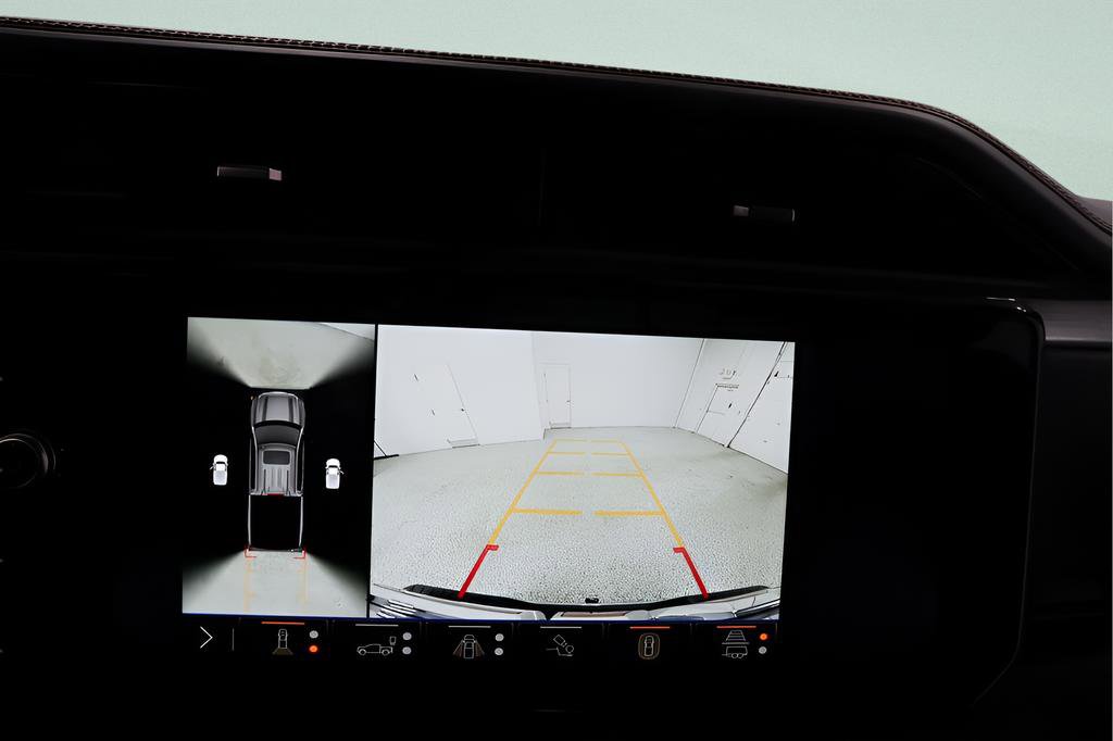 Used 2024 GMC Sierra 1500 AT4 w/ Technology Package image 15