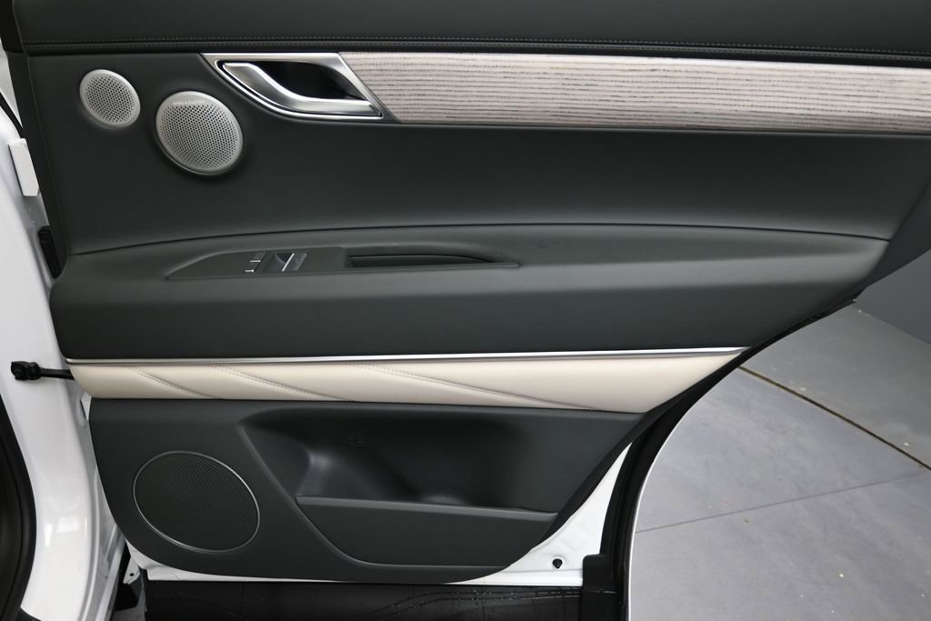 New 2026 Genesis GV80 2.5T Prestige AWD/4WD image 14