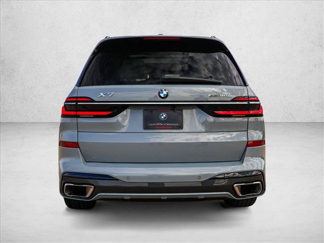 Used 2026 BMW X7 xDrive40i AWD/4WD image 6