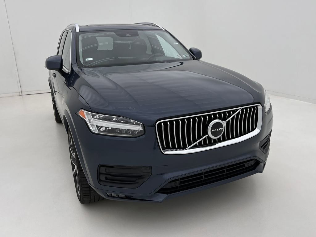 Used 2020 Volvo XC90 T6 Momentum w/ Protection Package image 3