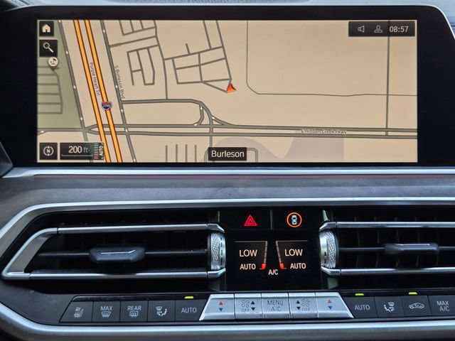 Used 2022 BMW X5 xDrive40i w/ M Sport Package AWD/4WD image 16