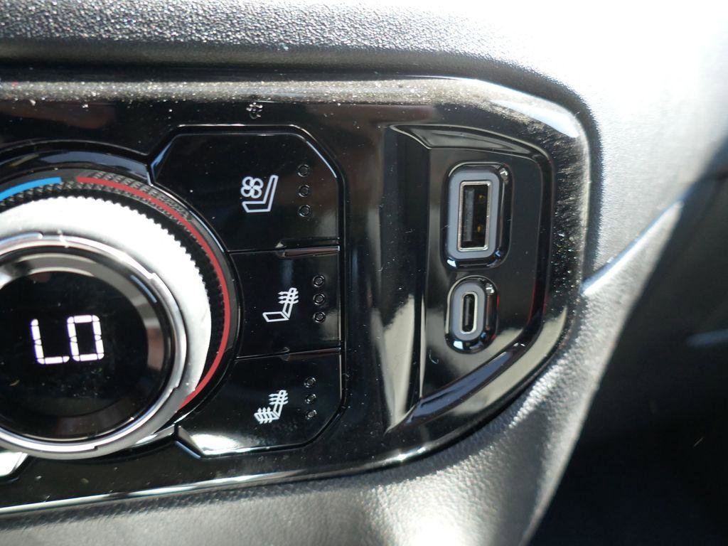 New 2026 Chevrolet Silverado 2500 ZR2 w/ LPO, Dark Essentials Package image 24