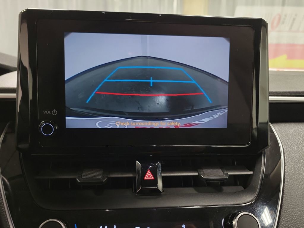 Used 2023 Toyota Corolla LE image 16
