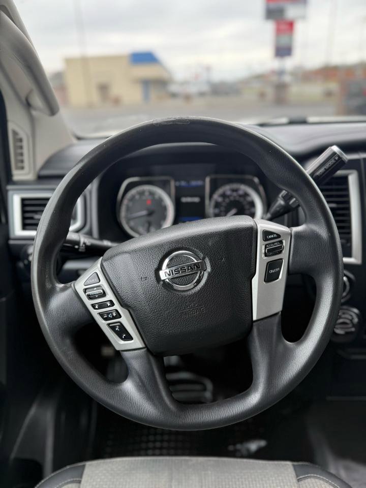 Used 2019 Nissan Titan S w/ S Utility Package image 17