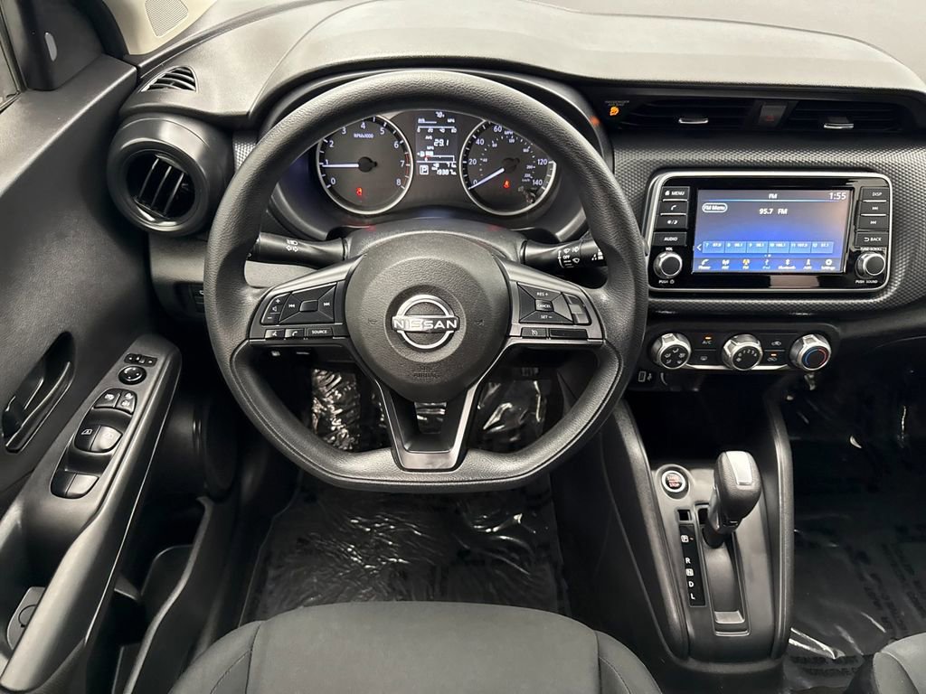 Used 2023 Nissan Kicks S image 13
