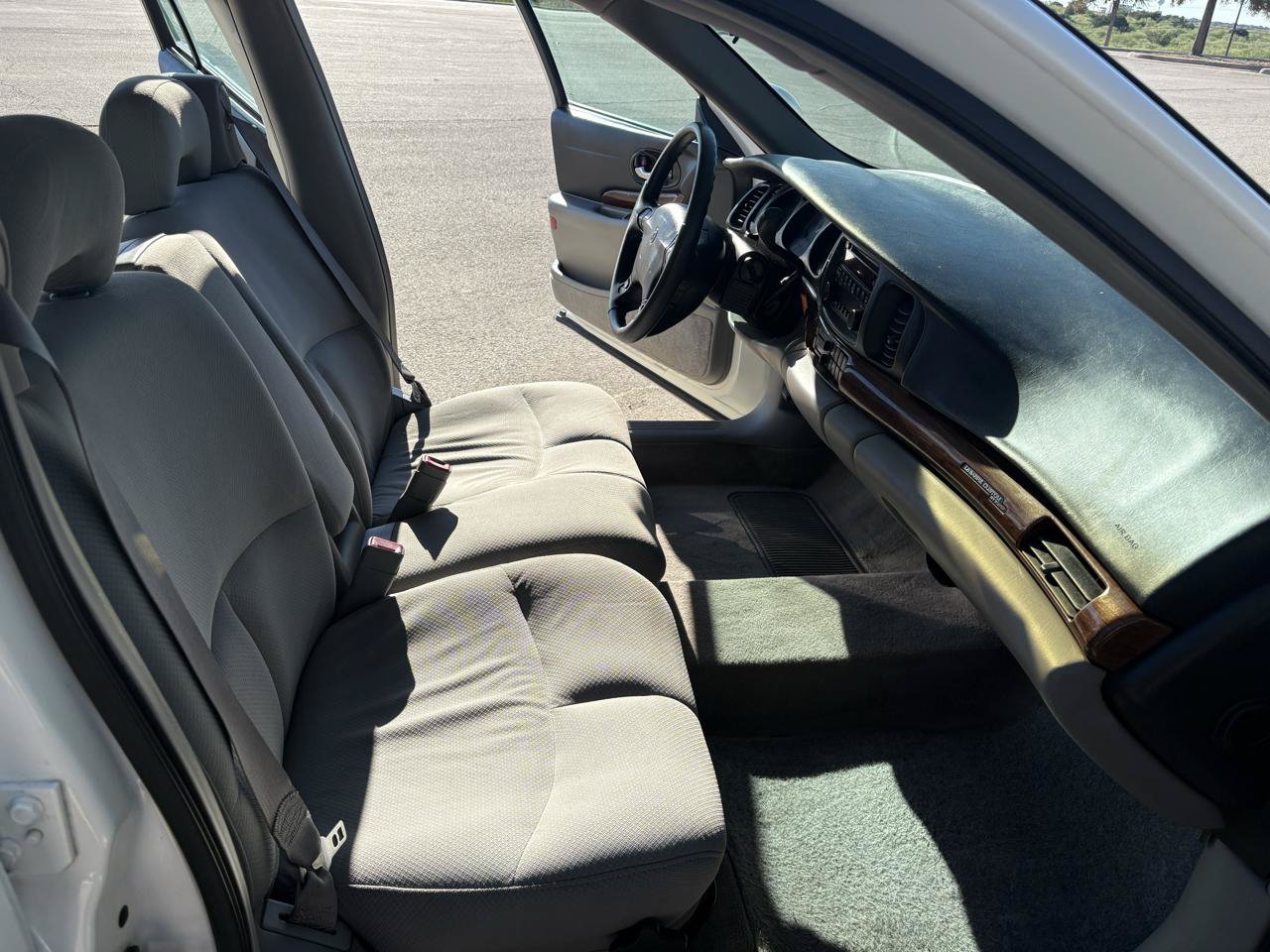 Used 2004 Buick Le Sabre Custom FWD image 30