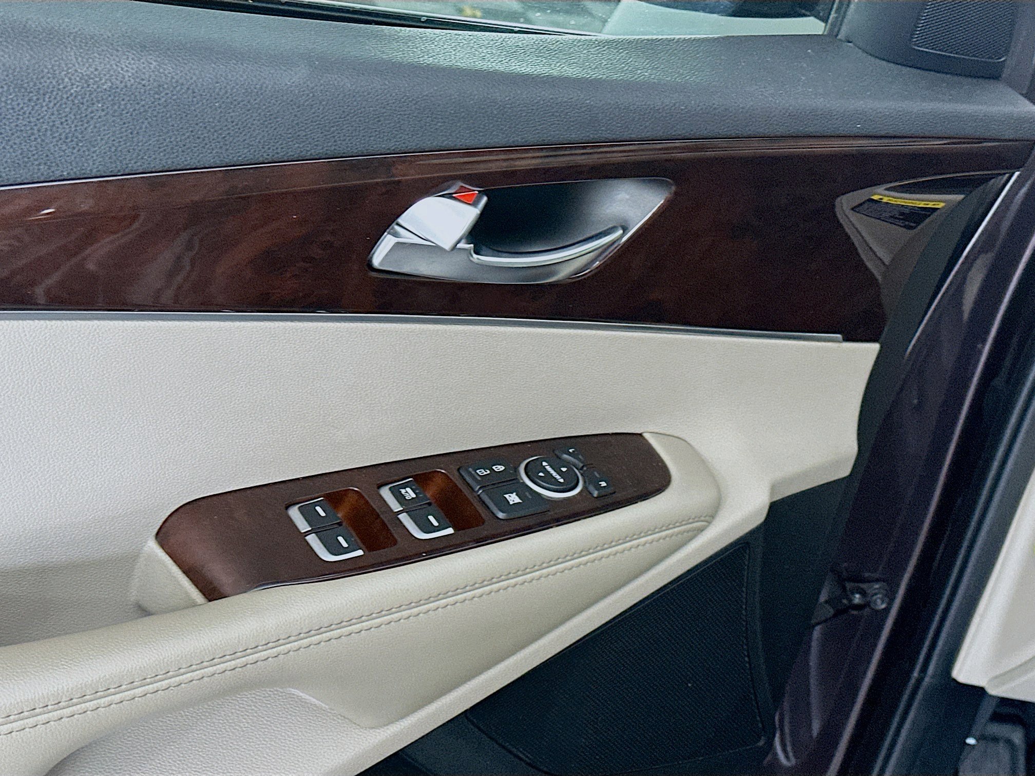 Used 2017 Kia Sorento EX image 15