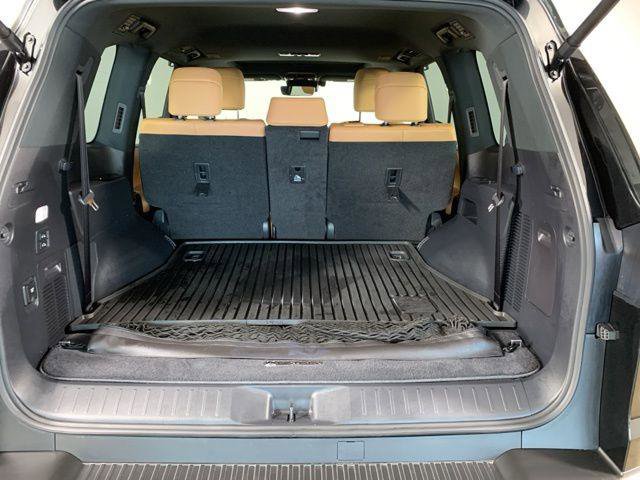 Certified 2025 Lexus LX 600 4WD w/ Interior Upgrade Package image 13
