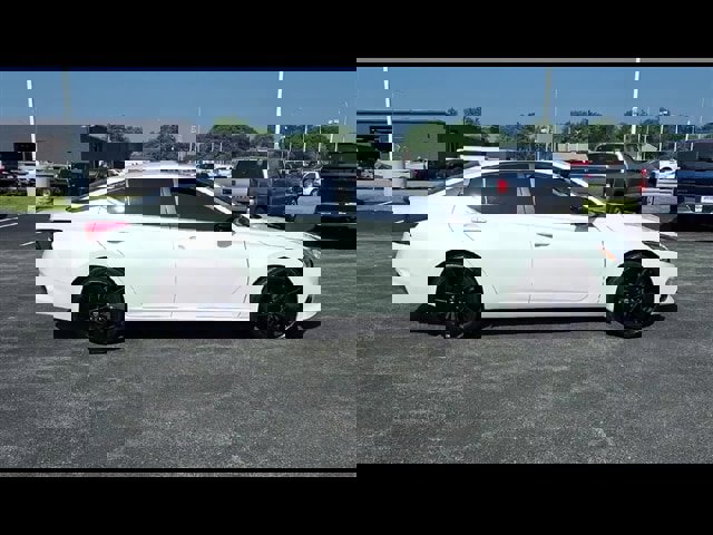 Used 2022 Nissan Altima 2.5 SR w/ Midnight Edition Package image 9