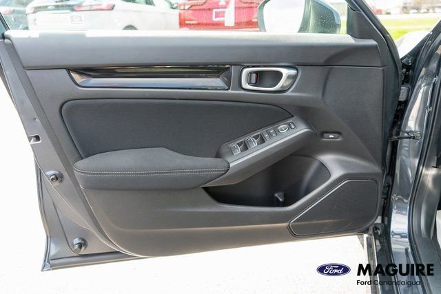 Used 2022 Honda Civic EX image 17