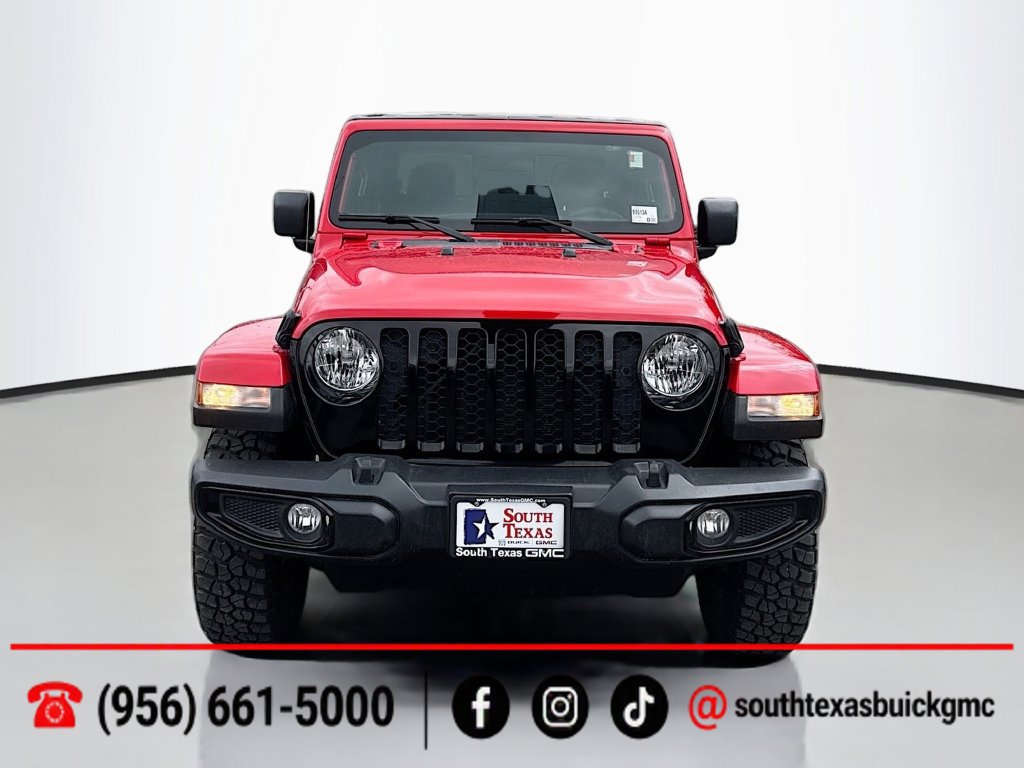 Used 2023 Jeep Gladiator Sport AWD/4WD image 2