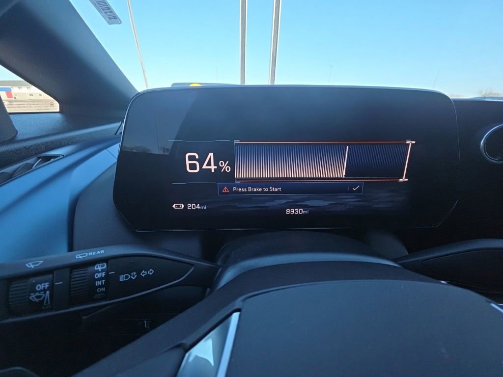 Used 2025 Chevrolet Equinox EV LT w/ Convenience Package image 28